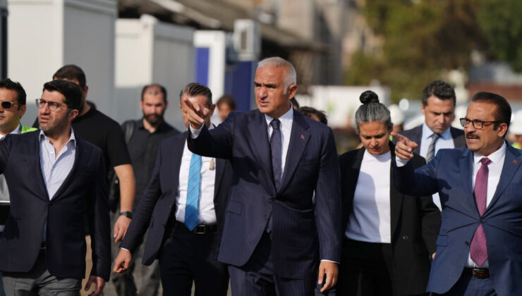 Mehmet Nuri Ersoy: Sirkeci Garı otel ya da AVM olmayacak