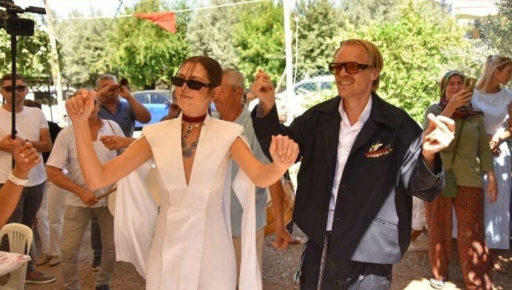 Muğla’da Alman damat, düğünde Türk geleneklerine çabuk alıştı: Gelini at üstünde aldı