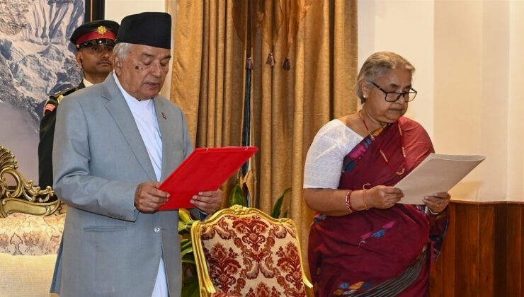 Nepal’de göreve başlayan yeni başbakanı gençler Discord üzerinden seçti