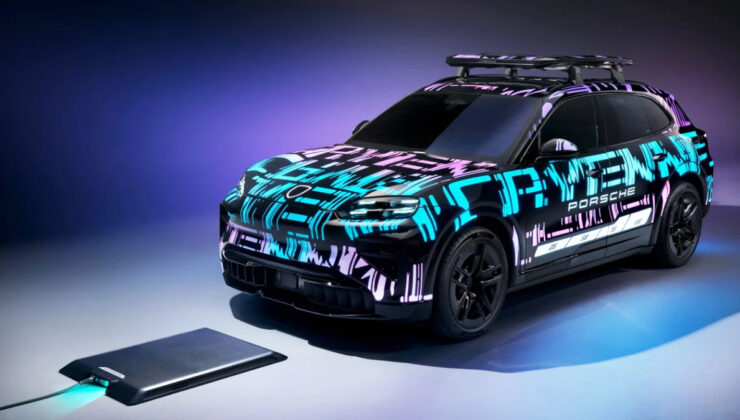 Tamamen elektrikli yeni Porsche Cayenne, kablosuz şarj ile gelecek
