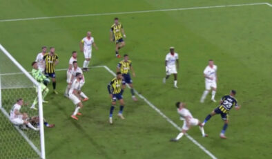 TFF VAR Direktörü Capela ve TFF Hakem Gelişim Direktörü Pereira, tartışmalı pozisyonları değerlendirdi