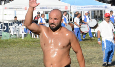 Türkiye Yağlı Güreş Ligi’nde şampiyon Orhan Okulu oldu