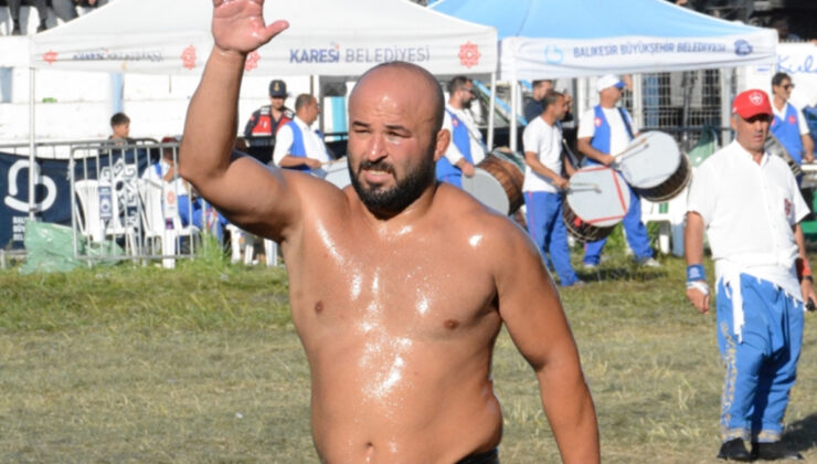Türkiye Yağlı Güreş Ligi’nde şampiyon Orhan Okulu oldu