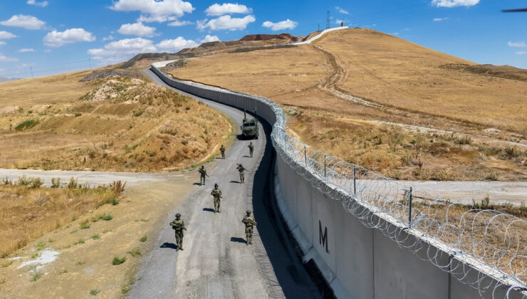 Van-İran Sınırında Güvenlik Duvarı Çalışmaları Hız Kesmiyor