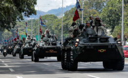 Venezuela’da seferberlik başladı: Sivillere askeri eğitim verilecek