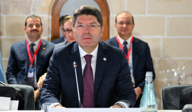 Yılmaz Tunç: Gazze’de bir insanlık dramı yaşanmaktadır