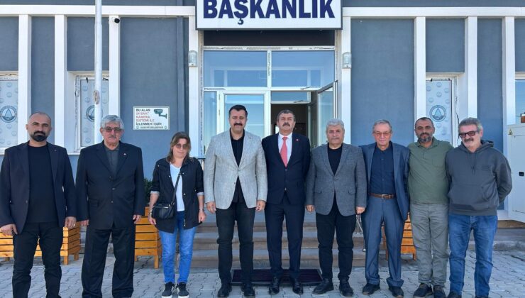 CHP İlçe Yönetiminden Başkan Kayaoğlu’na Ziyaret: Siyasi Nezaket Örneği