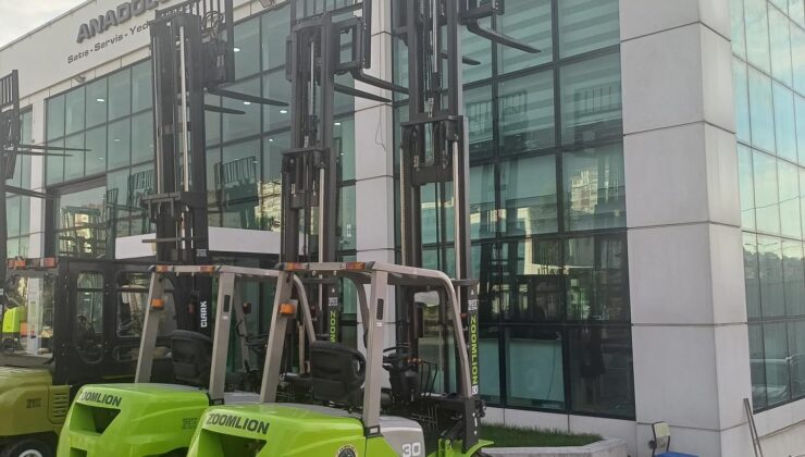 Akıncılar Belediyesi’ne İş Adamından Dev Hibe: Forklift Kazandırıldı