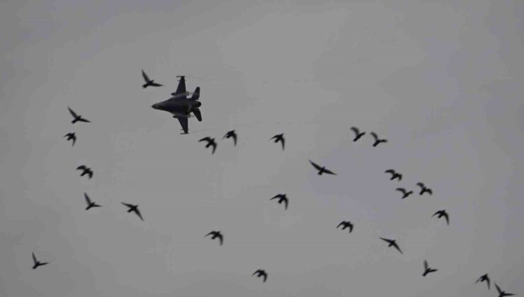 29 Ekim Coşkusu: F-16’lar Çorum ve Amasya’da Nefes Kesen Gösteri Yaptı