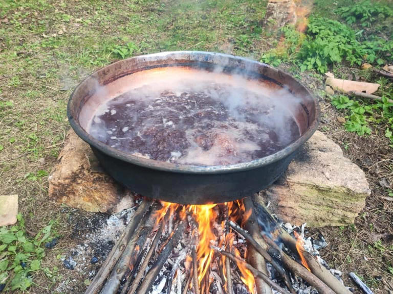 Giresun kokulu üzüm pekmezi