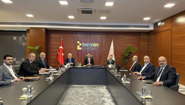 Bakan Kacır’dan Tekstil ve Mobilya Sektörlerine Destek Vurgusu