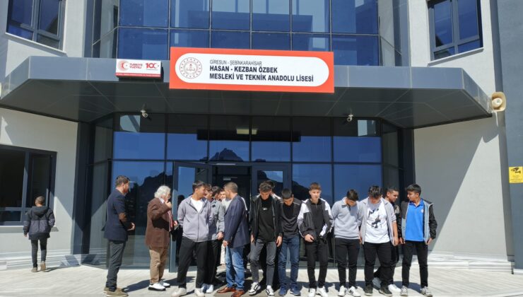 Hasan Kezban Özbek Lisesi’nden Üretim ve Başarı Rüzgarı