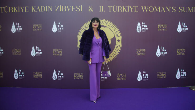 Ebru Akyüz Türkiye Kadın Zirvesi’nde