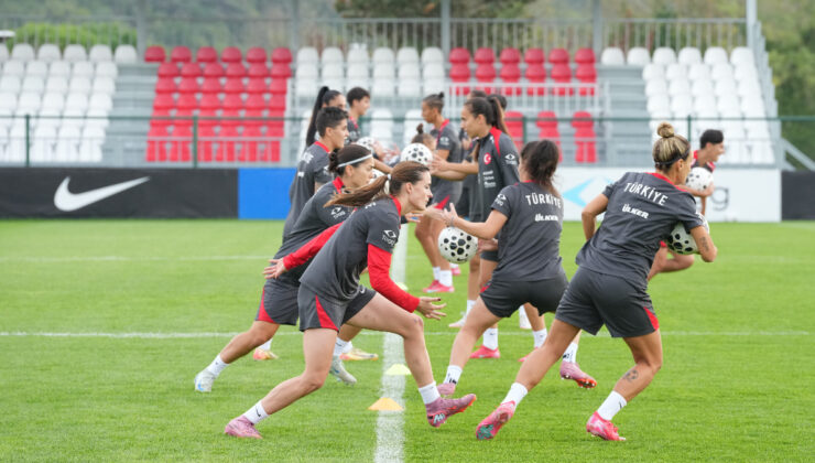 A Milli Kadın Futbol Takımı, Kosova maçının İstanbul’daki hazırlıklarını tamamladı