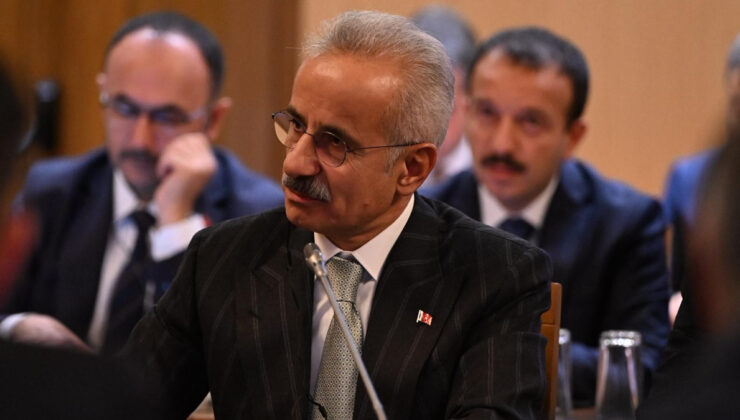 Abdulkadir Uraloğlu: Ulaştırma ağları halklar arasında iş birliğinin altyapısını kuruyor