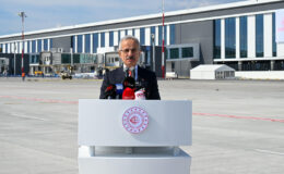 Abdulkadir Uraloğlu: Yılın ilk 9 ayında günde ortalama 686 bin kişi havayolu ile seyahat etti