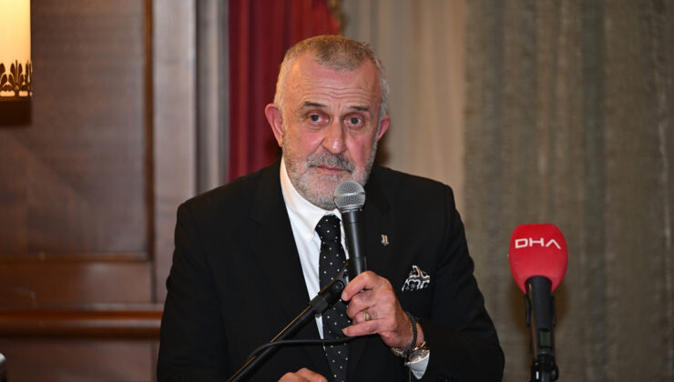 Ahmet Ürkmezgil, İzmir’de üyelerle buluştu