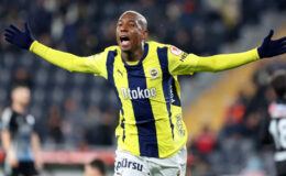 Anderson Talisca, ayrılık iddialarına sosyal medyadan yanıt verdi