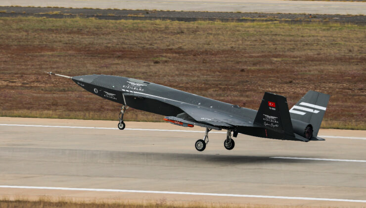 Bayraktar KIZILELMA, ilk atışta hedefleri tam isabet vurdu