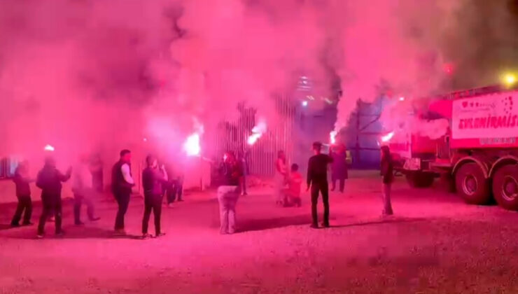 Böyle teklif görülmedi: Antalya’da orman işçisinin evlilik teklifi renkli anlara sahne oldu