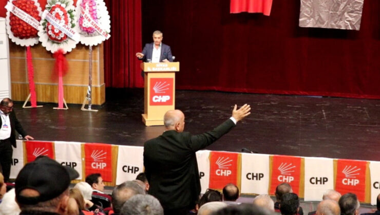 CHP Sivas İl Kongresi’nde ‘etek’ krizi: Yapay zekayla etek giydirildi