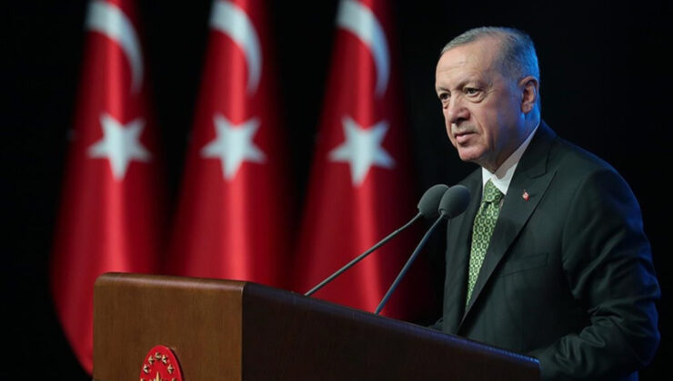 Cumhurbaşkanı Erdoğan İstanbul’un 102’nci kurtuluş yıl dönümünü kutladı