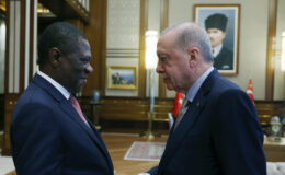Cumhurbaşkanı Erdoğan, Paul Mashatile’yi kabul etti