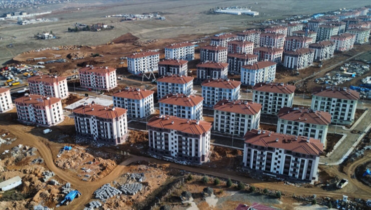 Deprem bölgesinde Afet Yeniden İmar Fonu faaliyete geçti