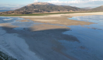 Dramatik Manzara: Eğirdir Gölü İkiye Bölündü