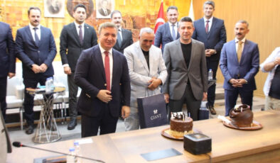 Erzincan’ın güleç yüzüne doğum günü sürprizi