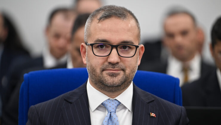 Fatih Karahan: Fiyat istikrarı sağlanana kadar sıkı para politikası duruşunu sürdüreceğiz