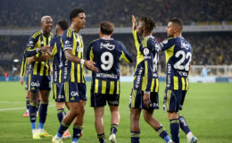Fenerbahçe – Stuttgart maçının ilk 11’leri
