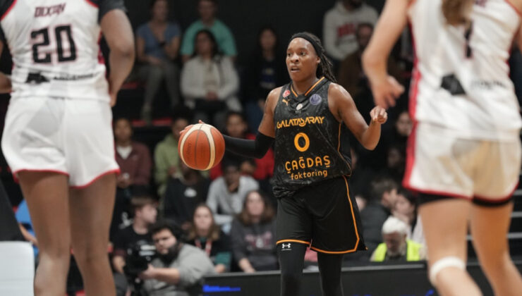 Galatasaray, Flammes Carolo’yu yendi