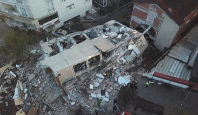 Gebze’de çöken binanın kaydığı ortaya çıktı