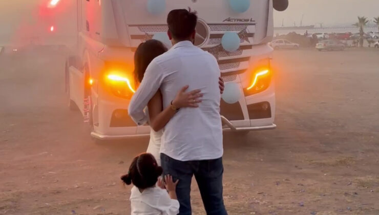 Tır Şoföründen Eşi İçin Alışılmışın Dışında Sürpriz