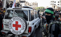 İsrail basını yazdı: Hamas, esirler salıverilmeden önce aileleriyle konuşmalarına izin verdi