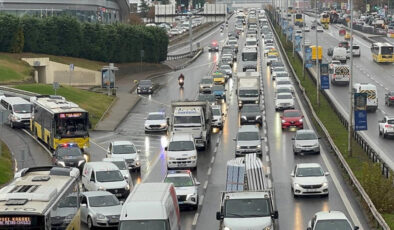 İstanbul’da trafik yoğunluğu henüz akşam olmadan yüzde 83’e ulaştı