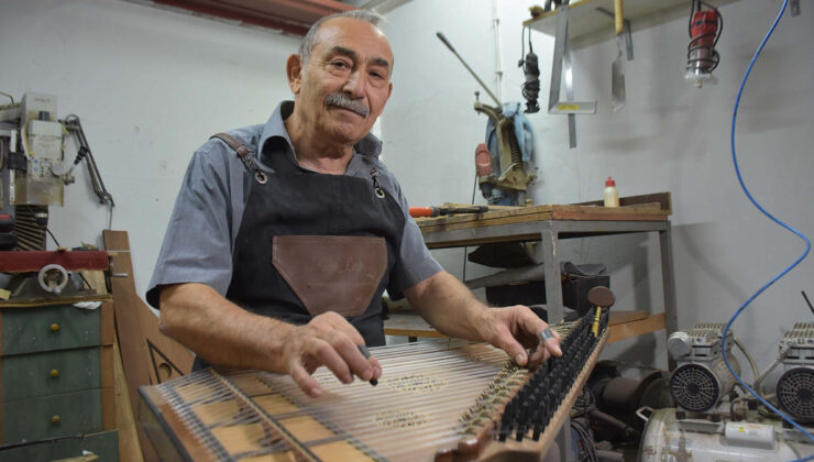 İzmir’de kendisine yapmak için başladı, 20 yıldır kanun üretiyor