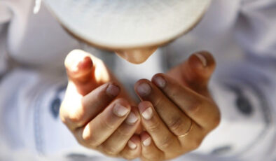 Kabul olan cuma duası: Sela-ezan arası okuyun…