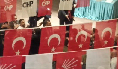 Kahramanmaraş’ta CHP kongresinde kavga çıktı