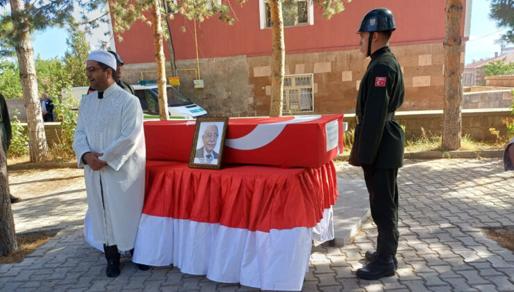 Kore Gazisi Yaşar Azap memleketinde son yolculuğuna uğurlandı