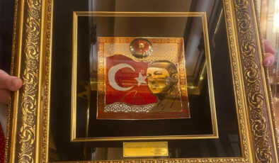 MHP lideri Bahçeli’den Cumhurbaşkanı Erdoğan’a Cumhuriyet Bayramı hediyesi