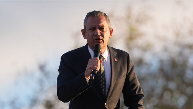 Özgür Özel: İktidarımızda takibe düşmüş bütün kredi kartlarının faizini sileceğiz