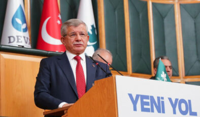 Özgür Özel’in açıklamalarına Ahmet Davutoğlu’ndan yanıt: Kimse ucuz kahramanlığa kalkmasın