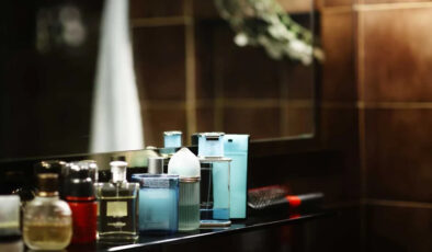 Parfümleri banyoda saklayan yandı: İşte sebebi
