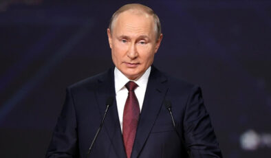Putin: Batılı seçkinlerin saldırgan eylemleri enerji mimarisinin bozulmasına neden oluyor