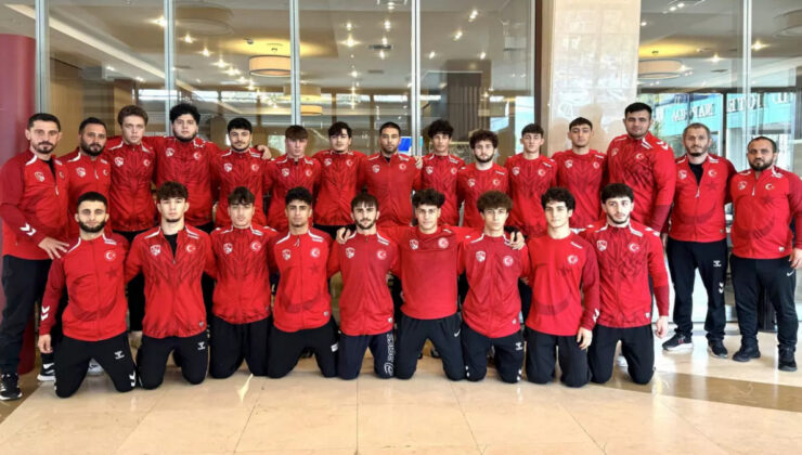 U20 Balkan Güreş Şampiyonası’nda Türkiye’den 43 madalya