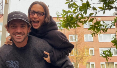 Zeynep Bastık ve Serkay Tütüncü tatilde! Romantik kareler yayınladı