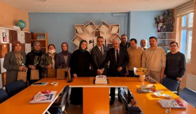 Akıncılar’da Öğretmenler Günü Coşkusu: Başkan Sevinç’ten Ziyaret Turu