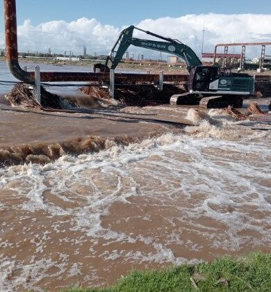 Ayvacık’ta Tuzla Çayı Taştı: Tarım Arazileri Sular Altında Kaldı!